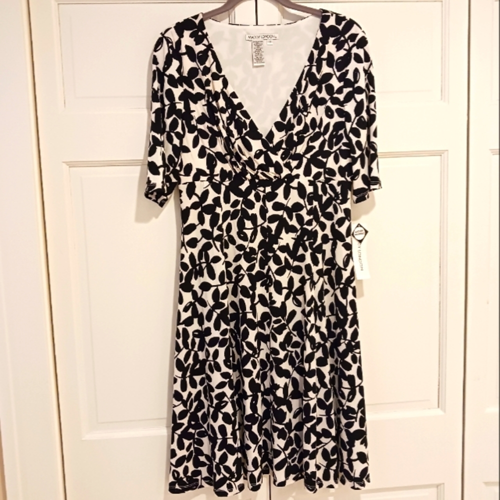 Maggie London black and cream leaf design dress -- NWT